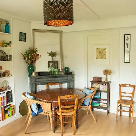 Seine-front In Stone House With Parking And Garden, Lacroix Island Lägenhet *