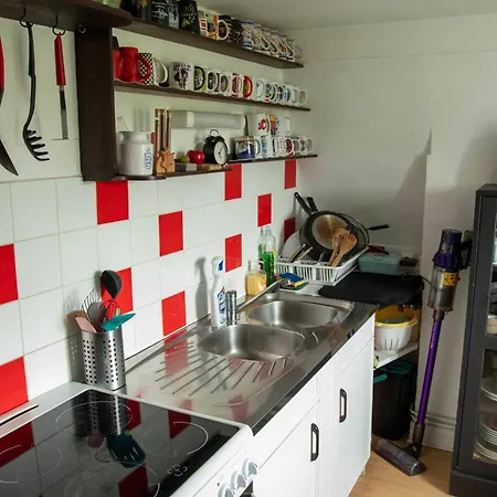 Seine-front In Stone House With Parking And Garden, Lacroix Island