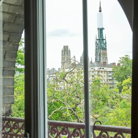 Seine-front In Stone House With Parking And Garden, Lacroix Island *